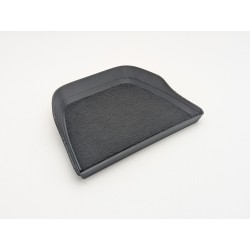 Removable storage tray for Renault Megane and Scenic